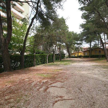 Ba- Tintoretto Apartments - Lignano Sabbiadoro Exterior foto